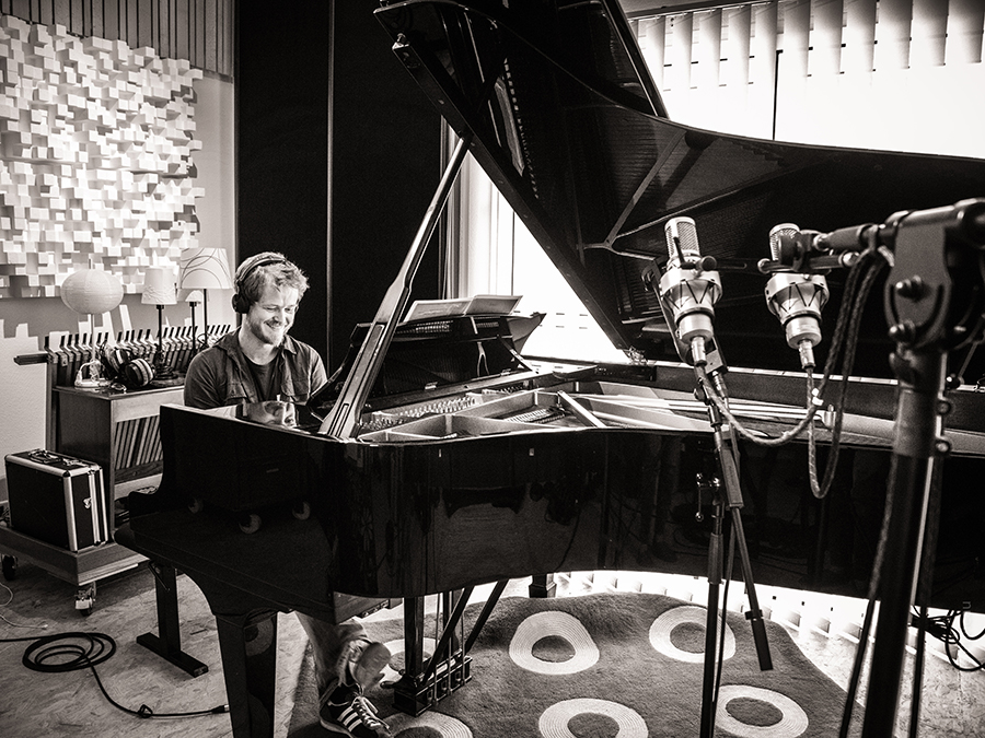     Damien Groleau - Photo credit Damien Groleau, pianist, flautist, composer